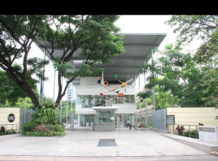 The Boss'S Place Sathorn Hotel Bangkok Exterior photo